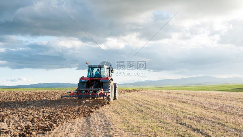 大型联合收割机技术参数详解